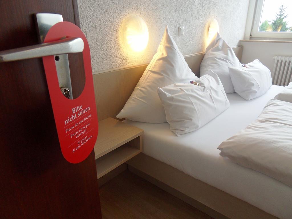 Hotel Linnert Вейтерщад Стая снимка