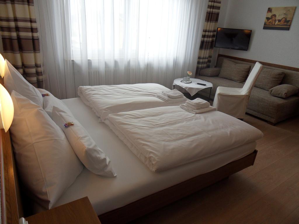 Hotel Linnert Вейтерщад Стая снимка