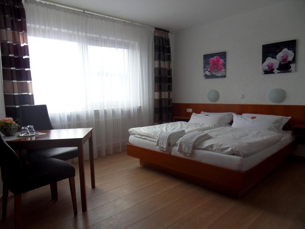 Hotel Linnert Вейтерщад Стая снимка
